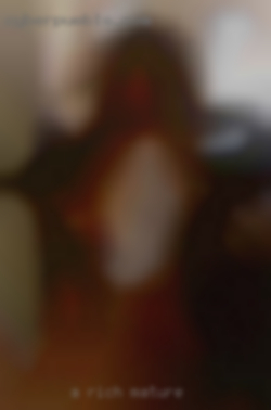 a rich mature wife is naked